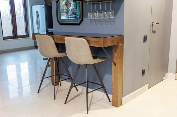 Калининград . 4 косоура