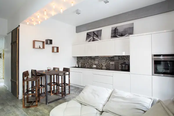 Апартаменты в стиле лофт для молодой семейной пары на ул. Берзарина