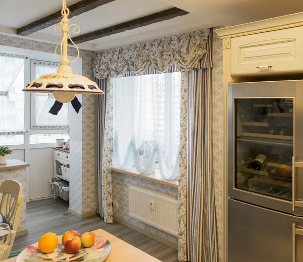 Шторы на кухне в стиле Прованс
