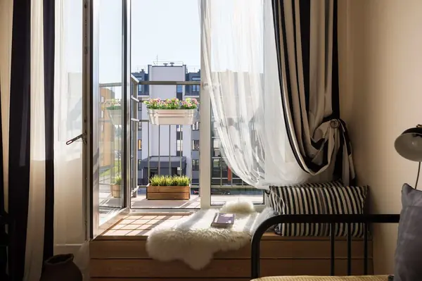 Смарти-балкон в студии ЖК "INKERI" 23,84 м2