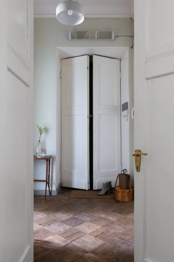 Квартира на Петроградской стороне в доме с совами