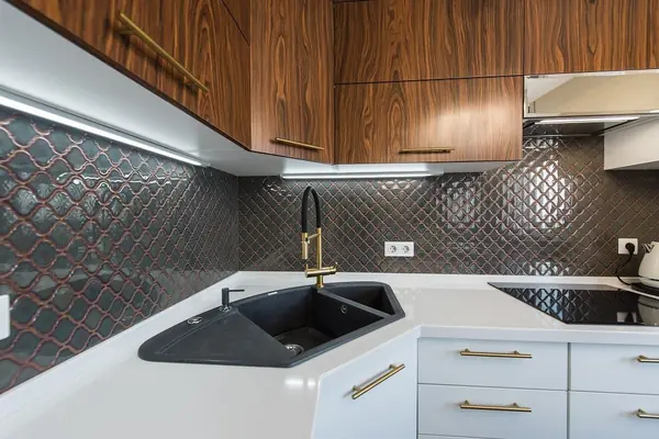 Кухня в натуральном шпоне