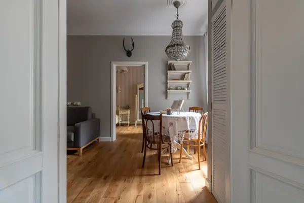 ...И под аркой на Галерной наши тени навсегда...