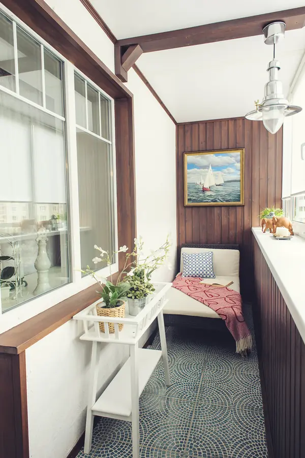 Туман недвижим голубой