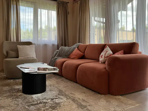 Стейджинг дома "Пикассо" от Nemtseff House на выставке Опен Вилладж 2023-2024