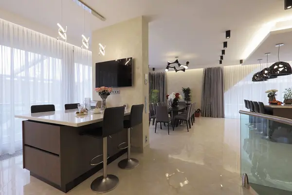 Светлое будущее в поселке Барвиха Хиллс