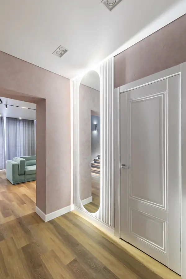 Яркий интерьер таунхауса