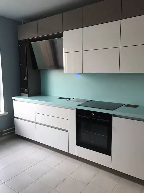 Столешница с кухонным фартуком из искусственного камня Corian Mint Ice