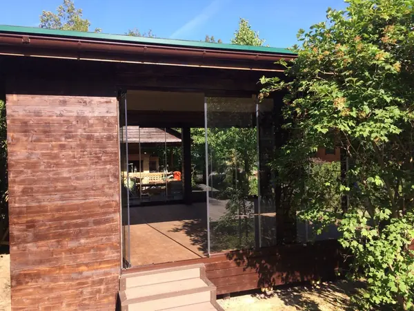 Остекленная беседка под ключ