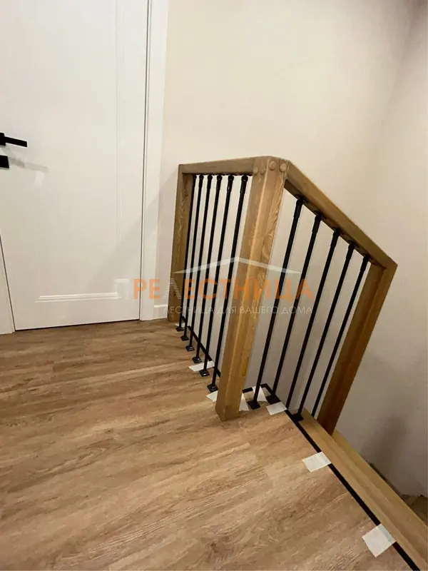 Лестница на центральном косоуре Ассоль-57