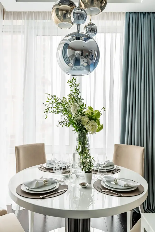 Бежевый и зеркала