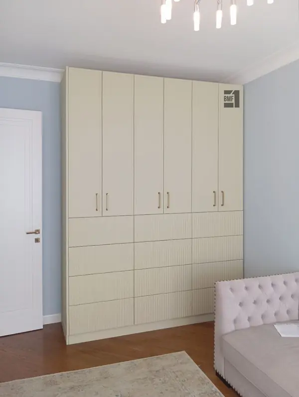 Шкаф в светлом оттенке №30014569