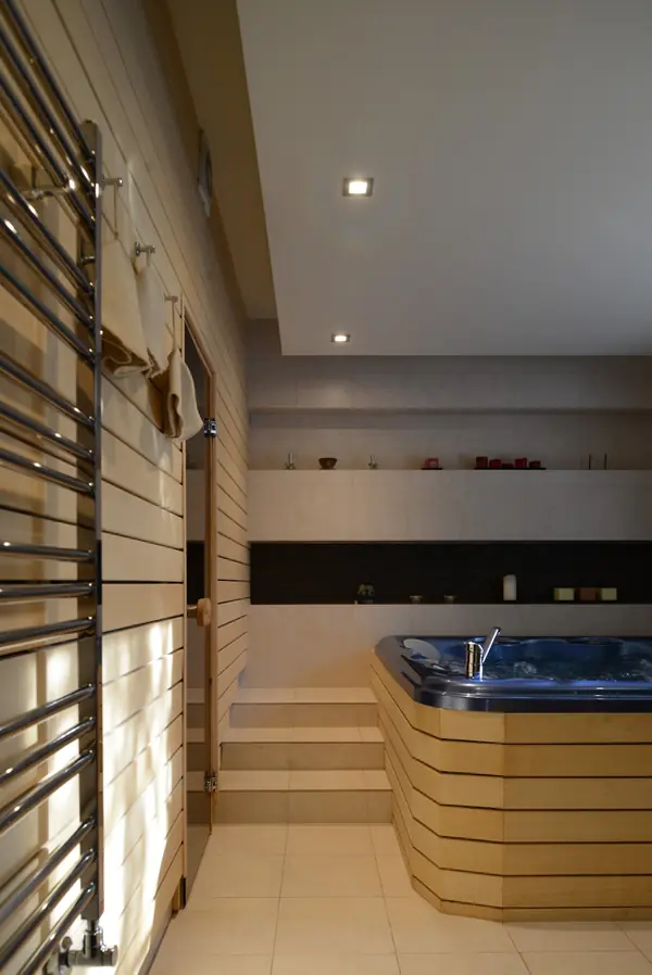 Дом Медь и Дерево