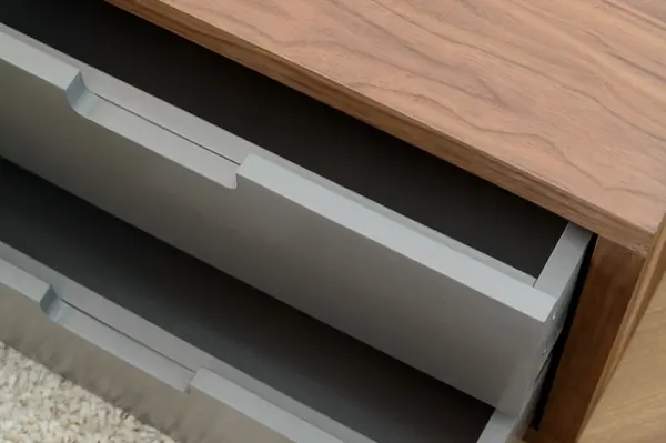 Прикроватная тумбочка