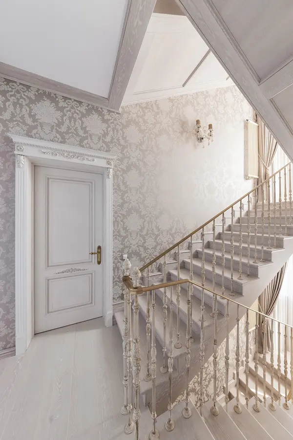 Дизайн интерьера дома в классическом стиле. Реализованный проект.