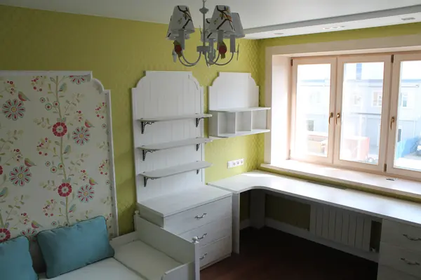 Обустраиваем детскую для первоклашки. Что учесть.