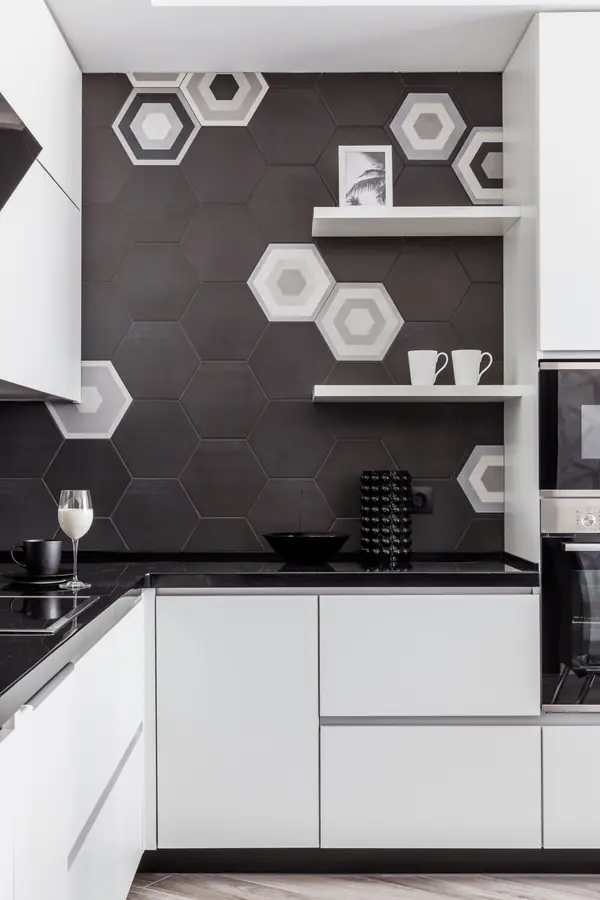 Монохромный интерьер 2-х комнатной квартиры