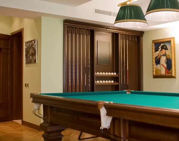 Бильярдная. Резиденция Монолит