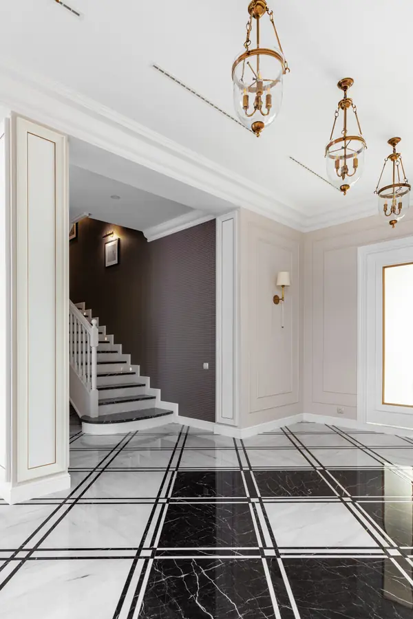 Строительство дома и отделочные работы. Дом на Новой Риге. 700 кв.м.