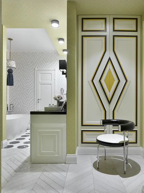 Цветной интерьер квартиры на Ломоносовском