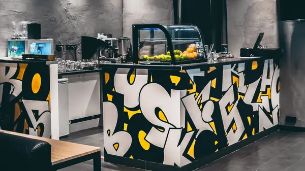 Доашний бар в гараже