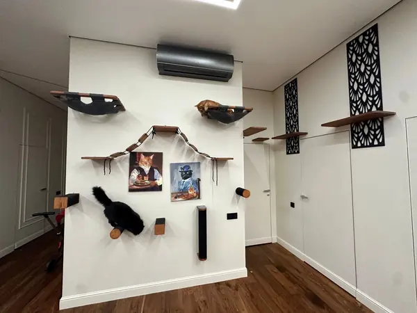 Настенный игровой комплекс для кошек