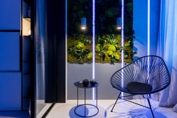 "Белый, серый и графит"