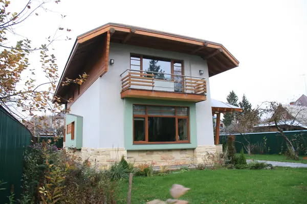 Small house in Moscow suburb