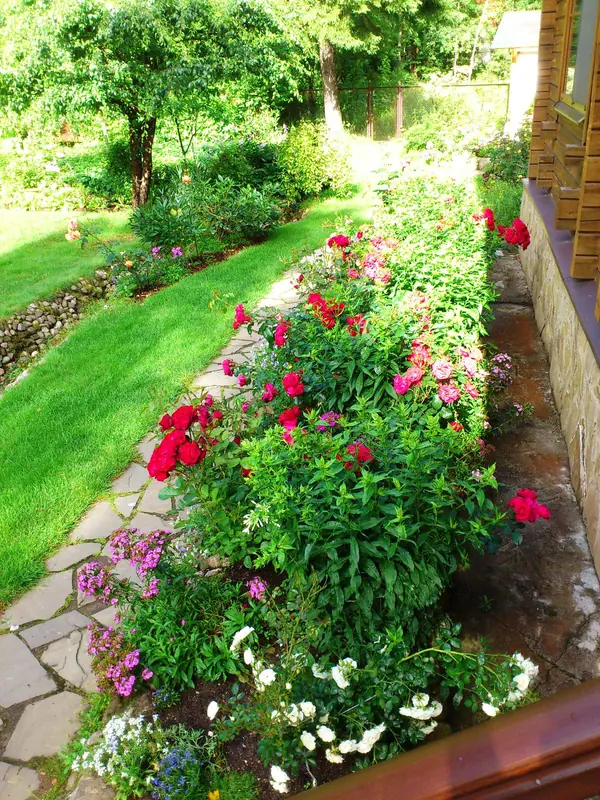 Ландшафт в природном стиле