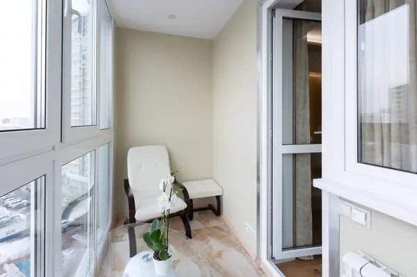 Реализованный проект "Квартира в полосатом доме на Академика  Янгеля"