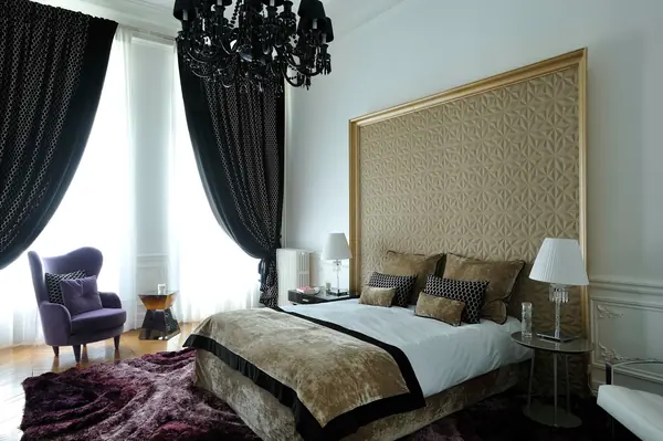 Art Chic Apartment in Paris