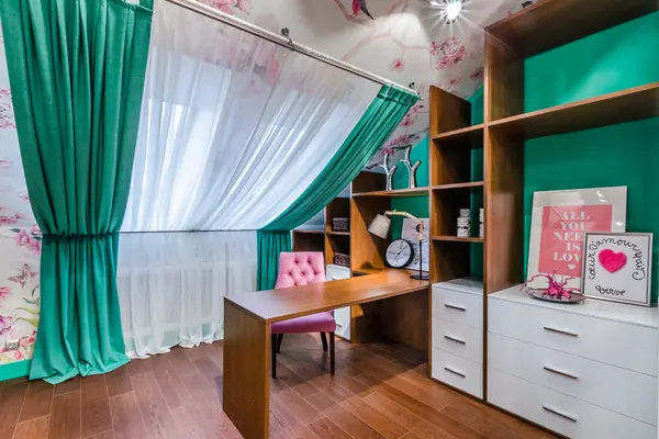 Сорок метров сказки