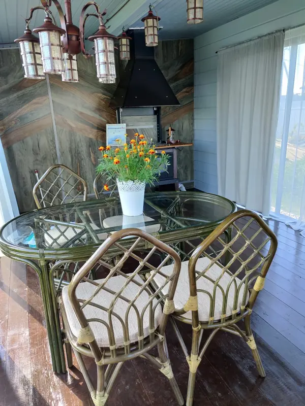 Летняя кухня (терраса) | Отделка стен панелями Граффито