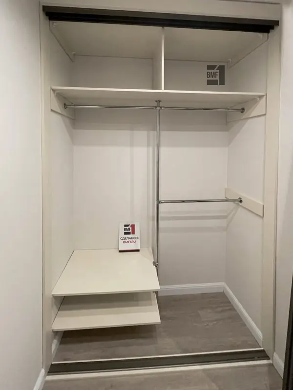 Шкаф-купе с зеркалами в прихожую