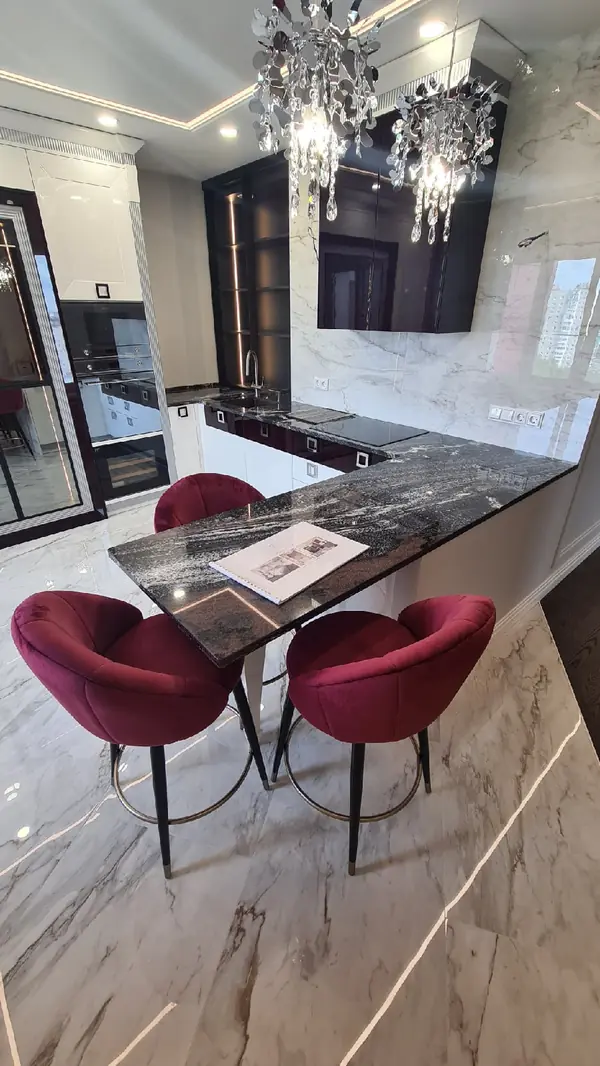 кухонная столешница Гранатовый Амфиболит