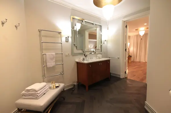 Спальня в стиле Barbara Barry