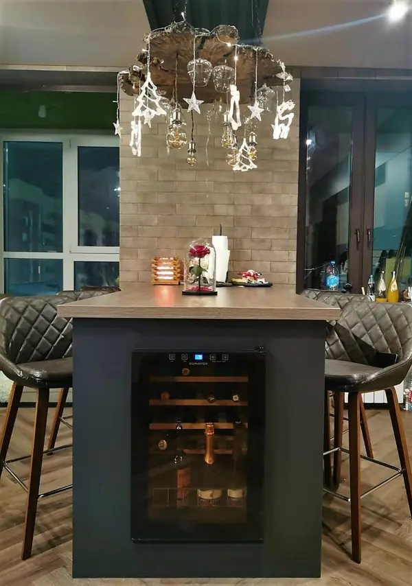 Ямало-Ненецкий АО, Новый Уренгой г, Дружба мкр, дом № 6, корпус 2, кухня..