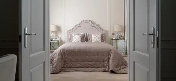 Уютная и светлая квартира на набережной