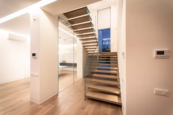 Больцевая лестница