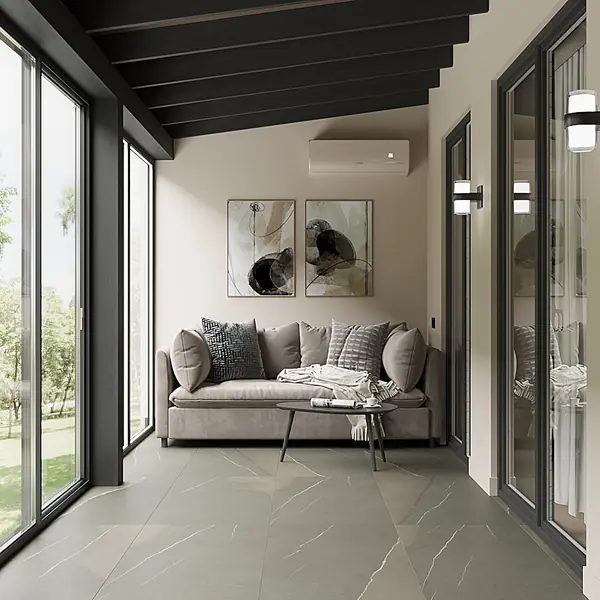 Grand ViIIage IMPLOZIA