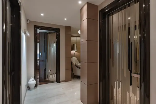 КВАРТИРА НА СУВОРОВСКОМ 1, 280 М2