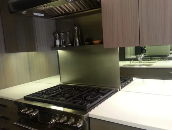Mirror backsplash for kitchen