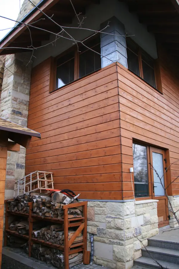 Small house in Moscow suburb