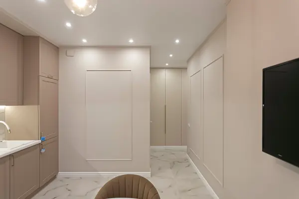 ЖК "Римский". - 2-комнатная квартира