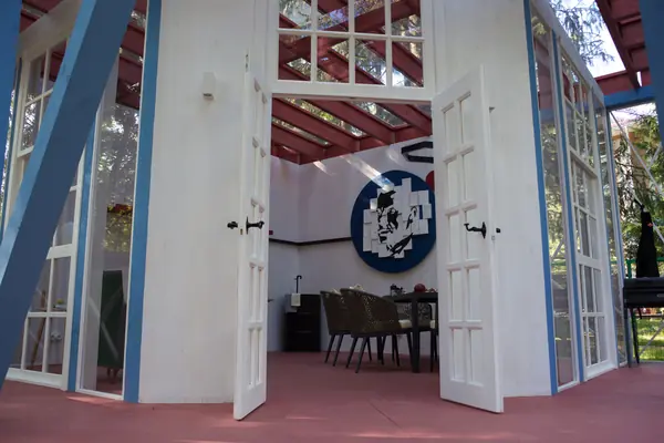 Беседка Авангард