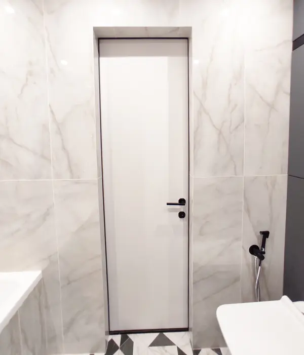 Черно-белая ванная комната 4,45 кв.