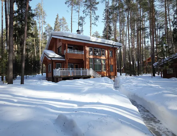 Деревянный дом