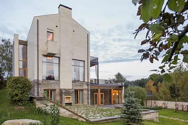 Дом в Иславском