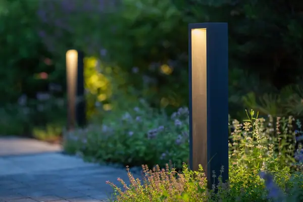 Освещение участка в таунхаусе Park Fonte