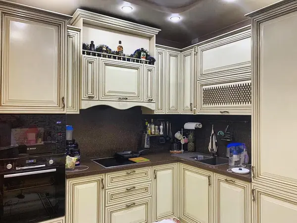 Дуб\\Эмаль\\Искусственный Камень